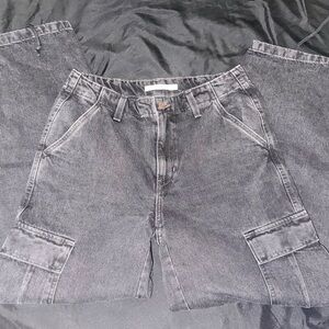 Levi’s Black Denim Cargo Jeans